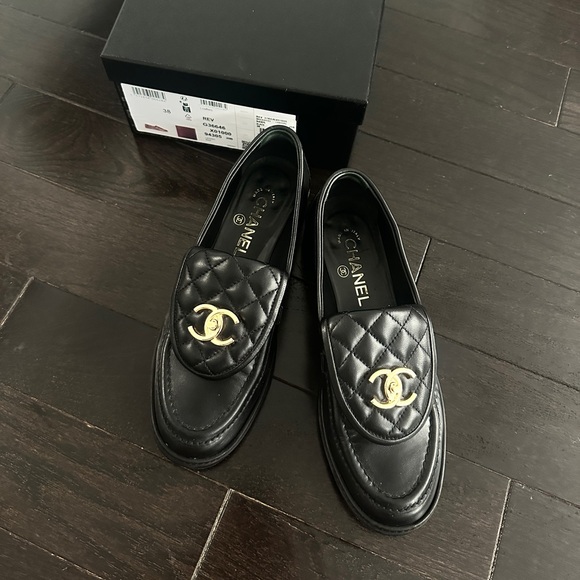 Chanel Black Turnlock Leather Loafers (38) - Picture 1 of 6
